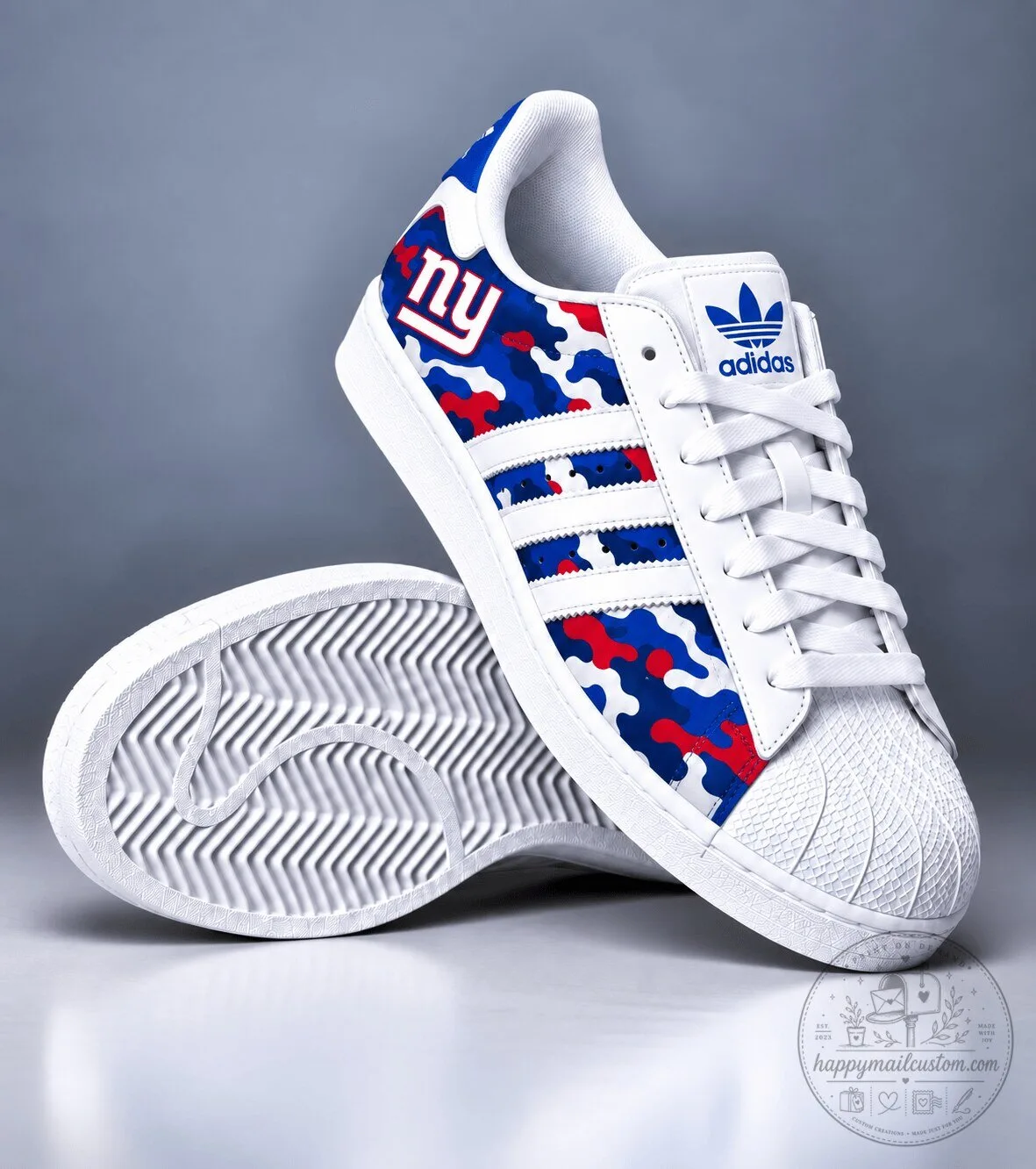 New York Giants NFL Team Logo Camouflage Pattern Superstar Shoes